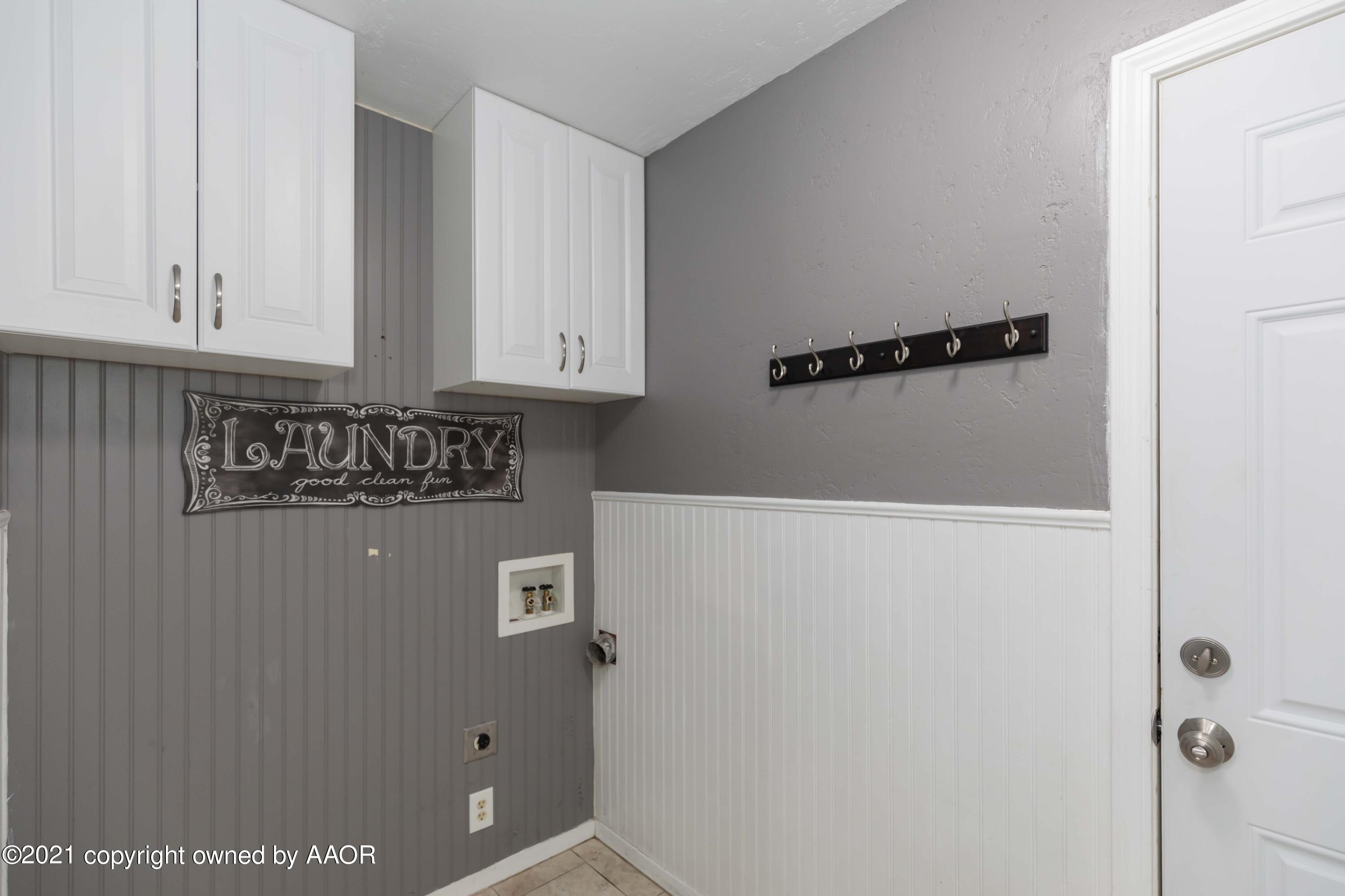 5142 McCarty Boulevard Amarillo, TX 79110 - Photo 34 of 38 a view of door