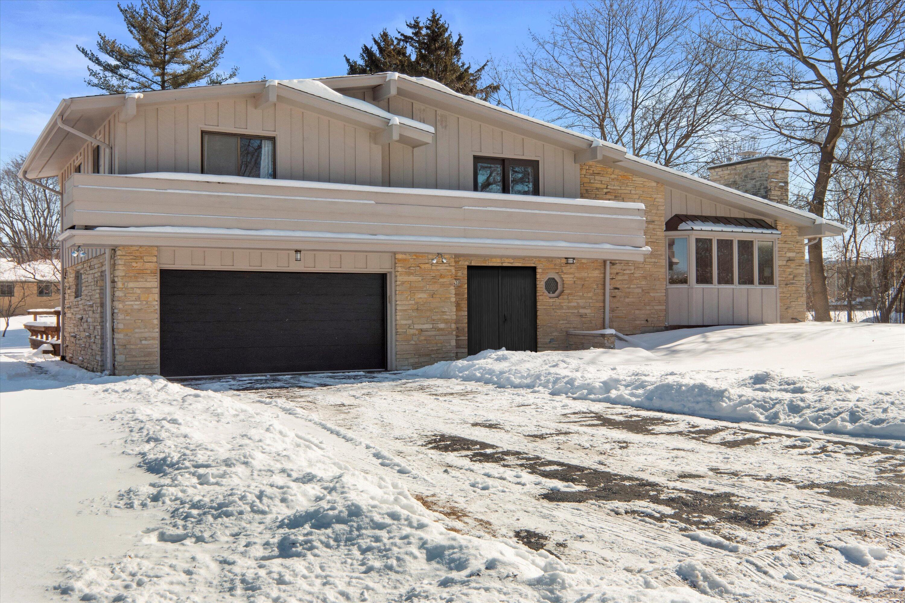 8430 North Greenvale Road Bayside, WI 53217 - Photo 1 of 1 01-P1800235 (1)