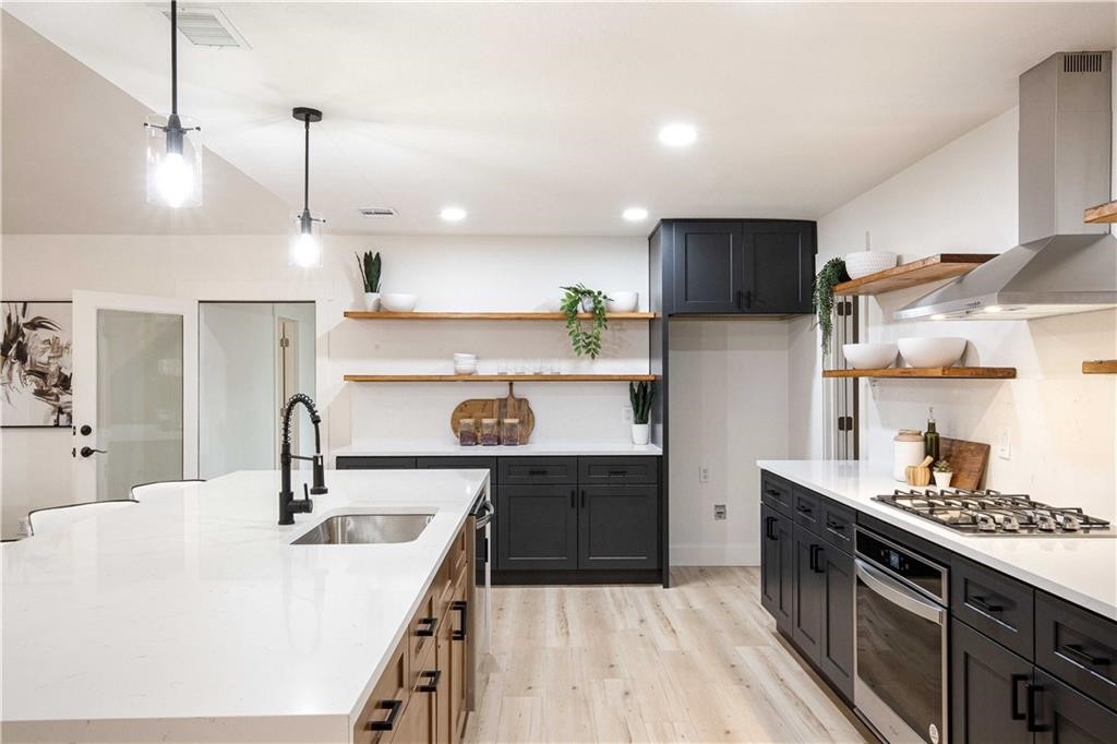 2508 Aldford Drive Austin, TX 78745 - Photo 9 of 18