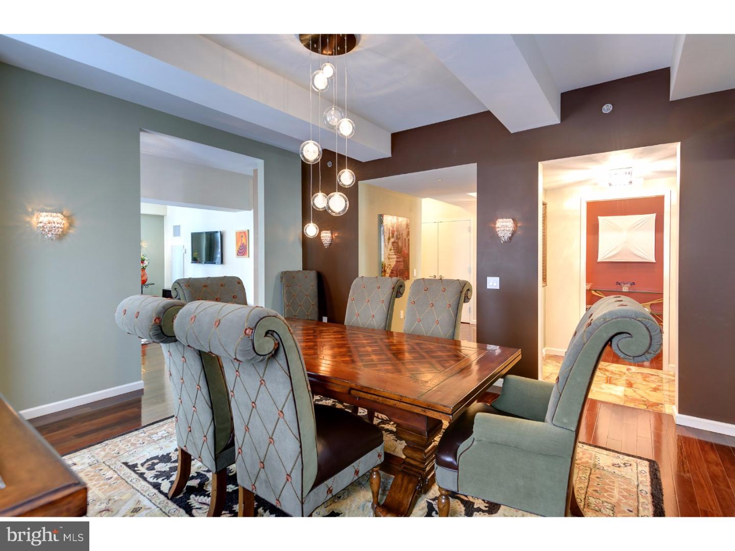 1425 Locust Street, Unit 9A Philadelphia, PA 19102 - Photo 2 of 25