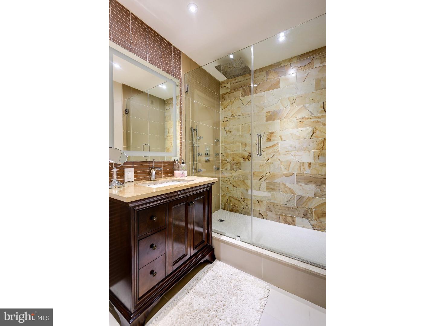 1425 Locust Street, Unit 9A Philadelphia, PA 19102 - Photo 24 of 25