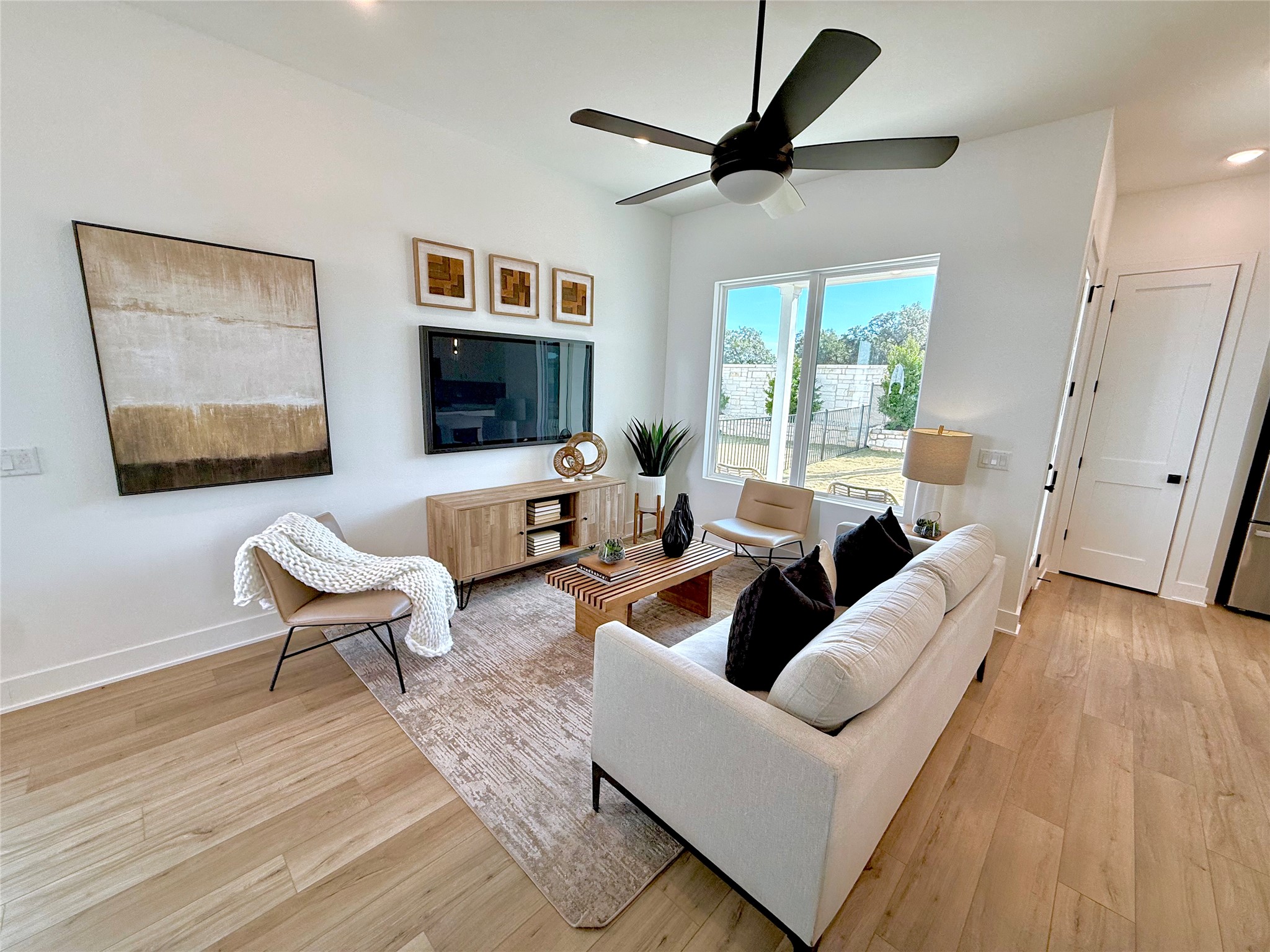 1409 Rambling Rose Road Austin, TX 78745 - Photo 7 of 26
