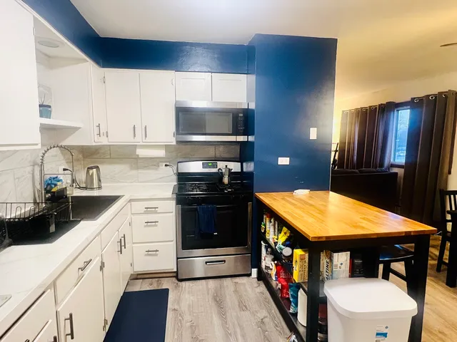 $1,500 | 424 Elgin Avenue, Unit 11, Forest Park, IL 60130