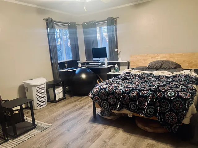 $1,500 | 424 Elgin Avenue, Unit 11, Forest Park, IL 60130