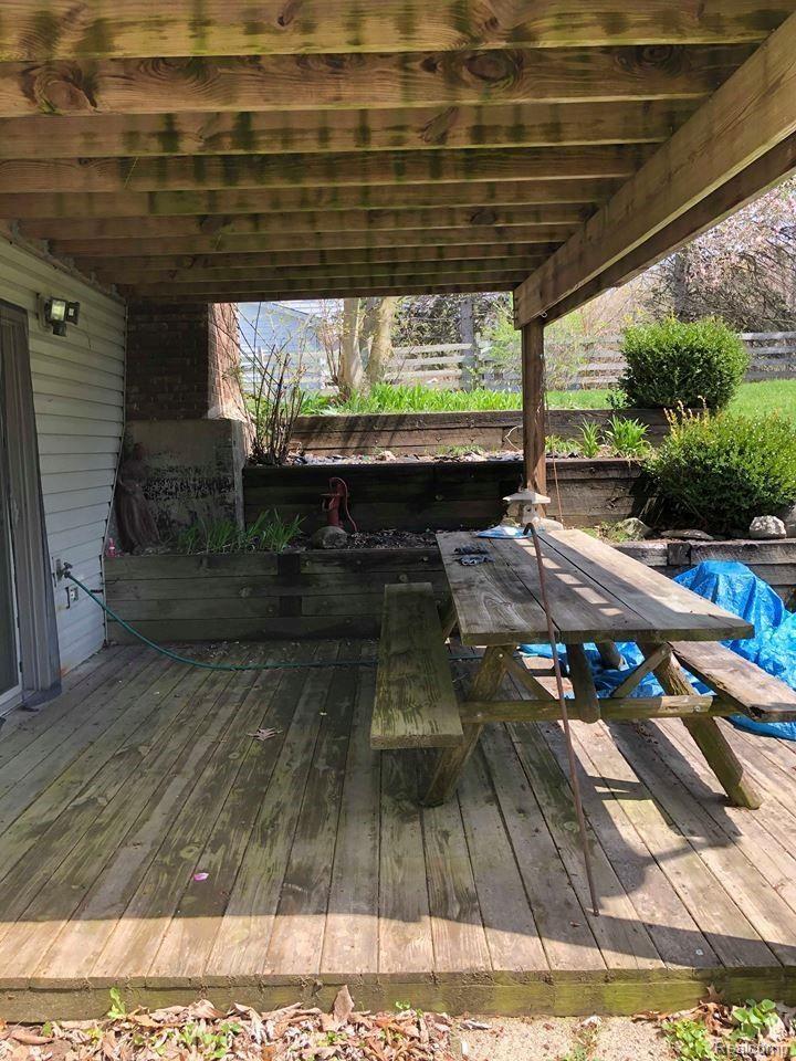 11932 Dunham Road Hartland, MI 48353 - Photo 11 of 29 58441585_1294303304053818_7744766903108763648_n.jpg