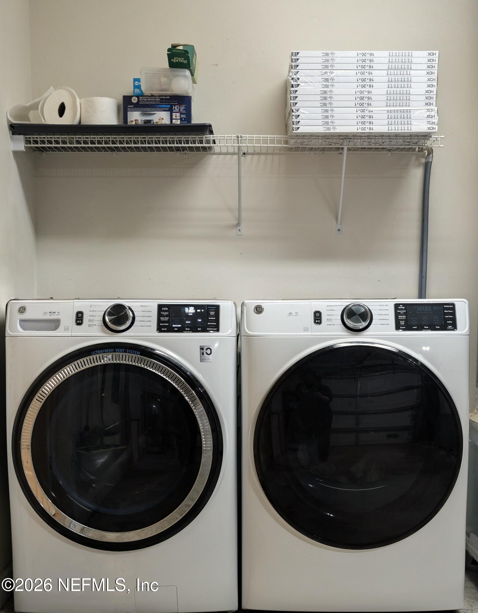 7 Arthur Street St. Augustine, FL 32084 - Photo 8 of 30 a utility room with dryer and washer