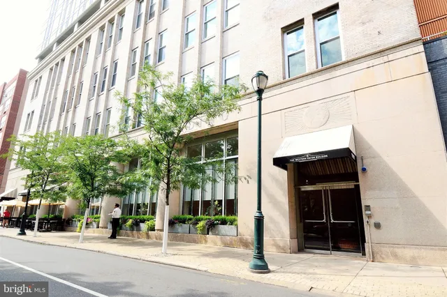 $415,000 | 1101 Locust Street, Unit 3C, Philadelphia, PA 19107