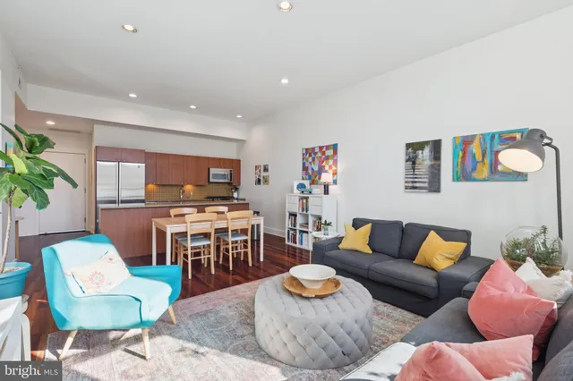 $415,000 | 1101 Locust Street, Unit 3C, Philadelphia, PA 19107