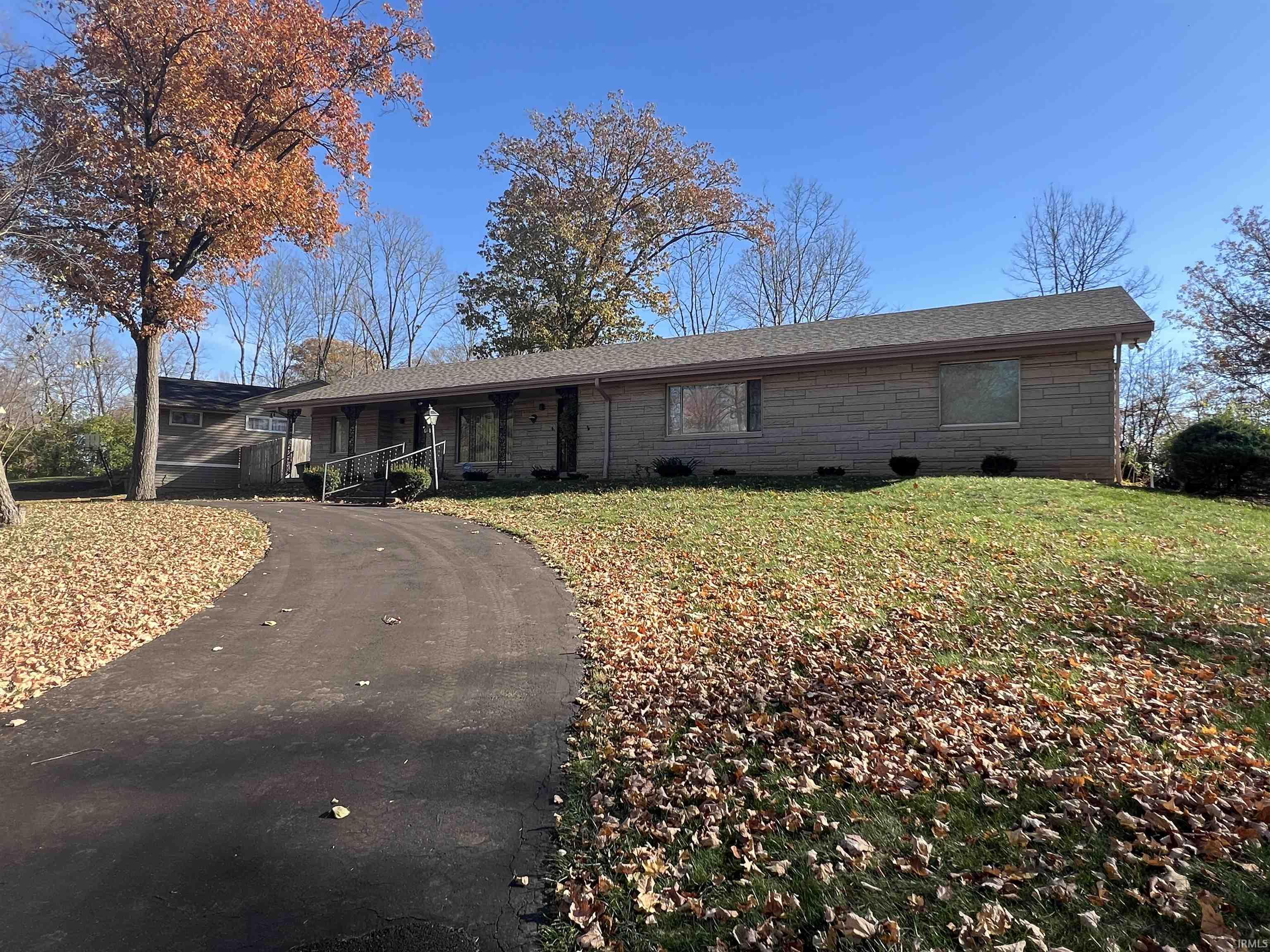 611 Black Road New Castle, IN 47362 - Photo 1 of 3 Gallery Image 1