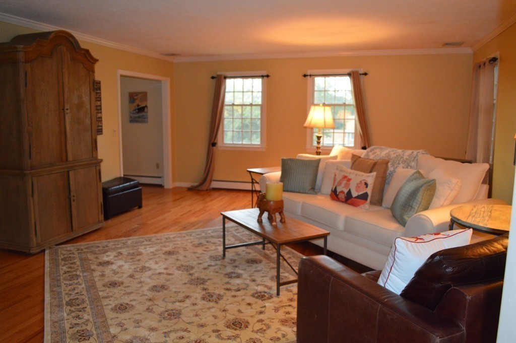 45 Farm Hill Road Wrentham, MA 02093 - Photo 15 of 29