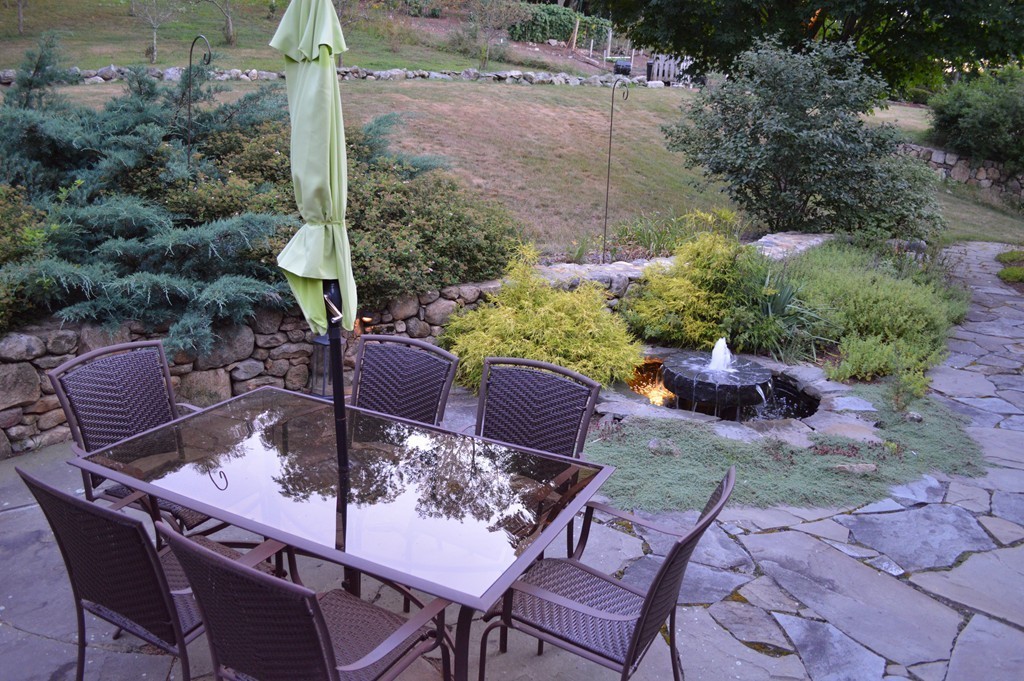 45 Farm Hill Road Wrentham, MA 02093 - Photo 5 of 29