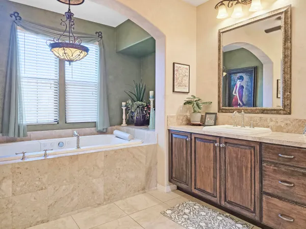 $1,095,000 | 51800 Via Bendita, La Quinta, CA 92253