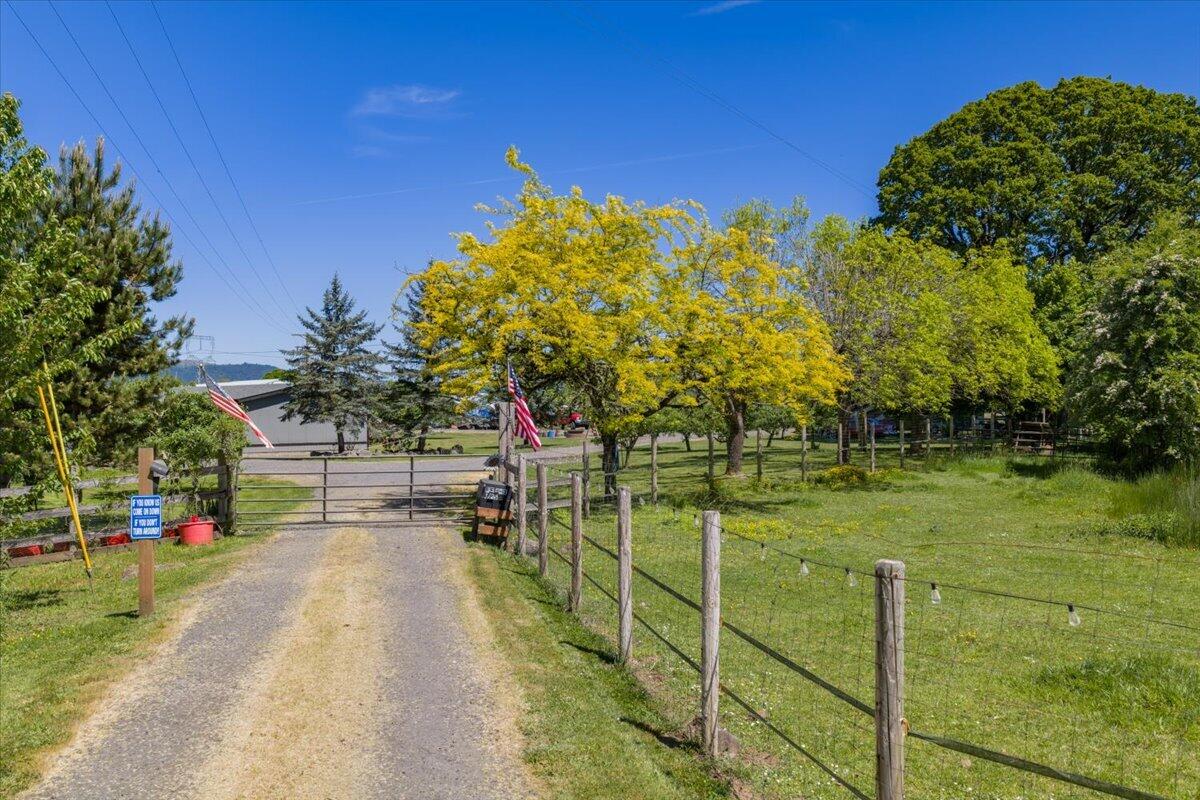 35377 Ede Road Lebanon, OR 97355 - Photo 2 of 50 2