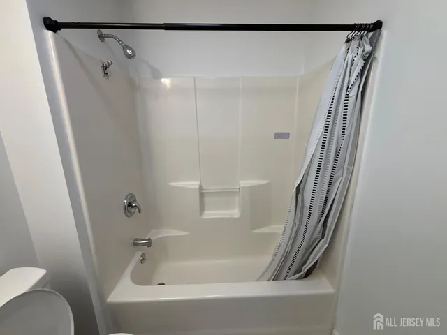 $4,000 | 921 Walnut Street, Piscataway, NJ 08854