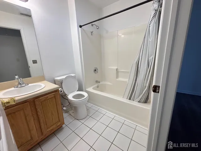 $4,000 | 921 Walnut Street, Piscataway, NJ 08854