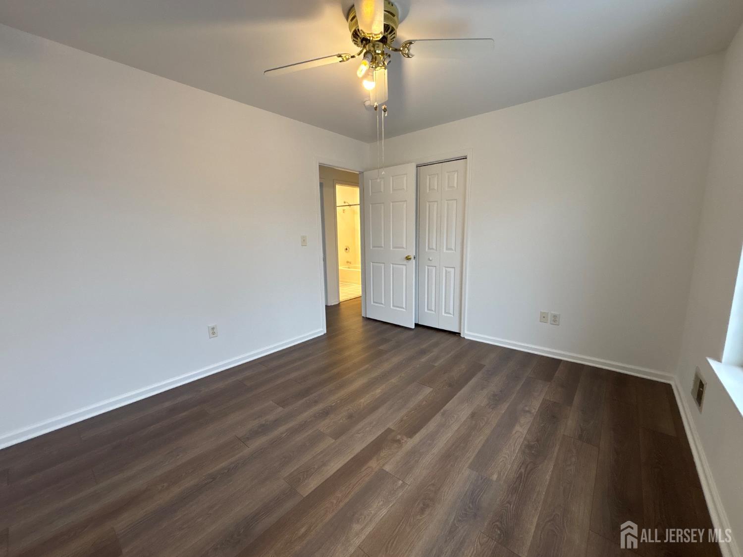 921 Walnut Street Piscataway, NJ 08854 - Photo 18 of 24