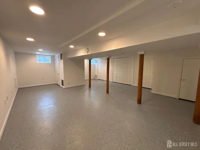 $4,000 | 921 Walnut Street, Piscataway, NJ 08854