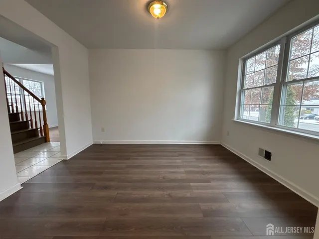 $4,000 | 921 Walnut Street, Piscataway, NJ 08854