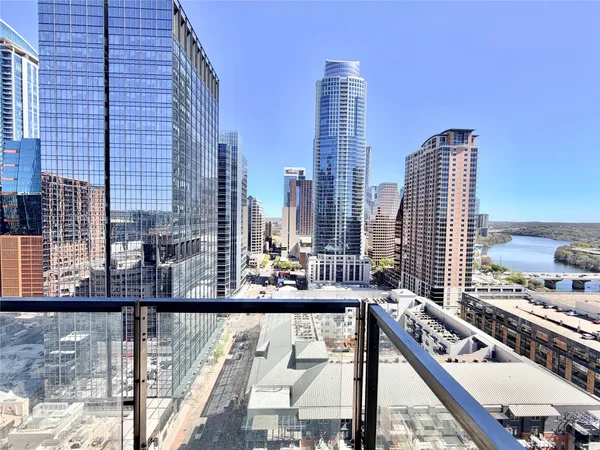 $1,695,000 | 210 Lavaca Street, Unit 1912, Austin, TX 78701