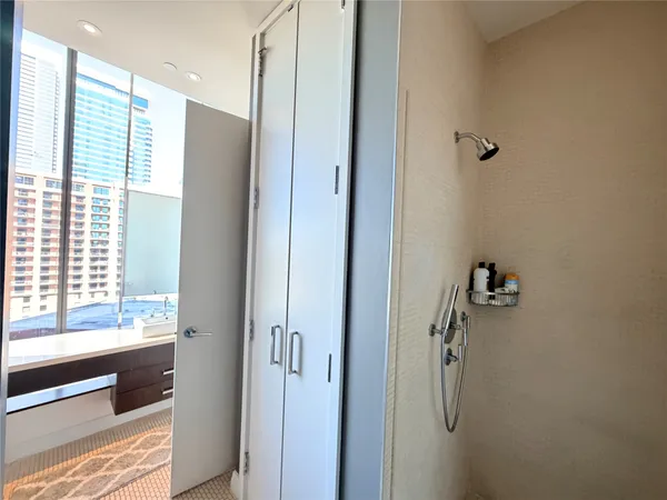$1,695,000 | 210 Lavaca Street, Unit 1912, Austin, TX 78701