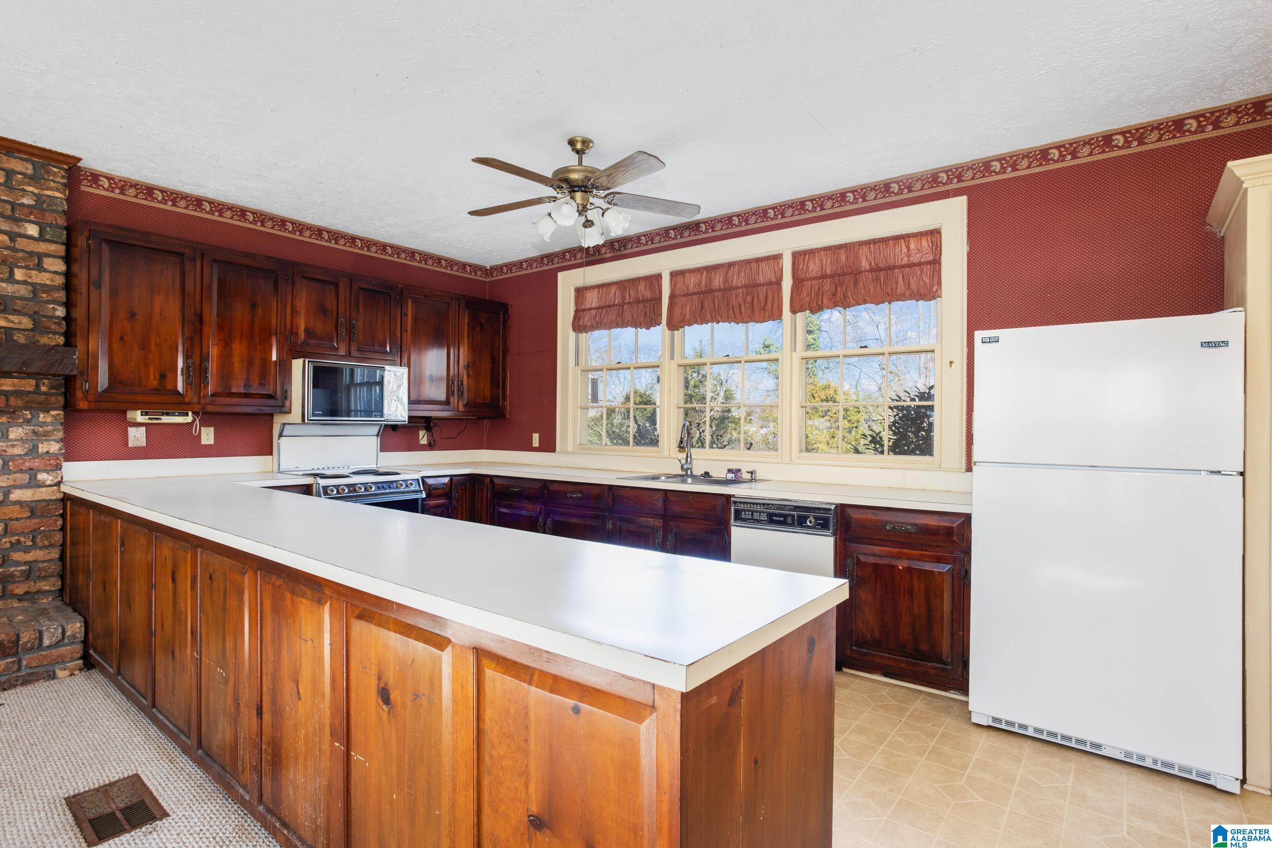 505 East Street South Talladega, AL 35160 - Photo 45 of 62