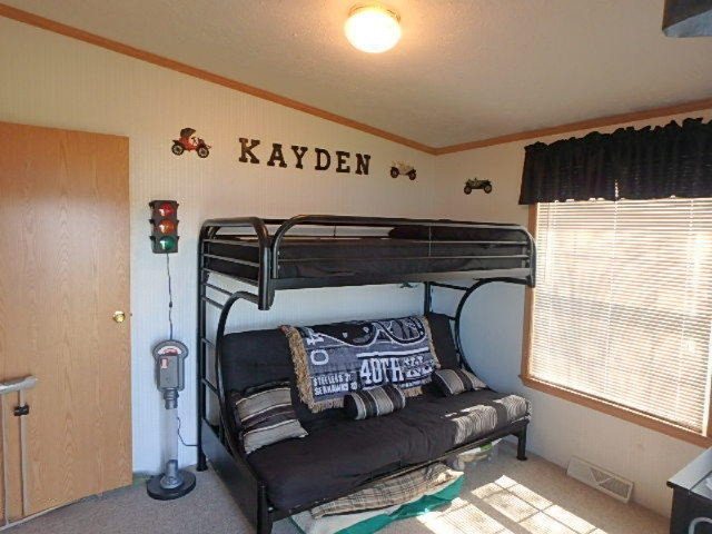 64766 Prairie River Road Sturgis, MI 49091 - Photo 15 of 35 P4170921