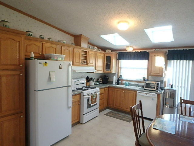 64766 Prairie River Road Sturgis, MI 49091 - Photo 5 of 35 P4170910