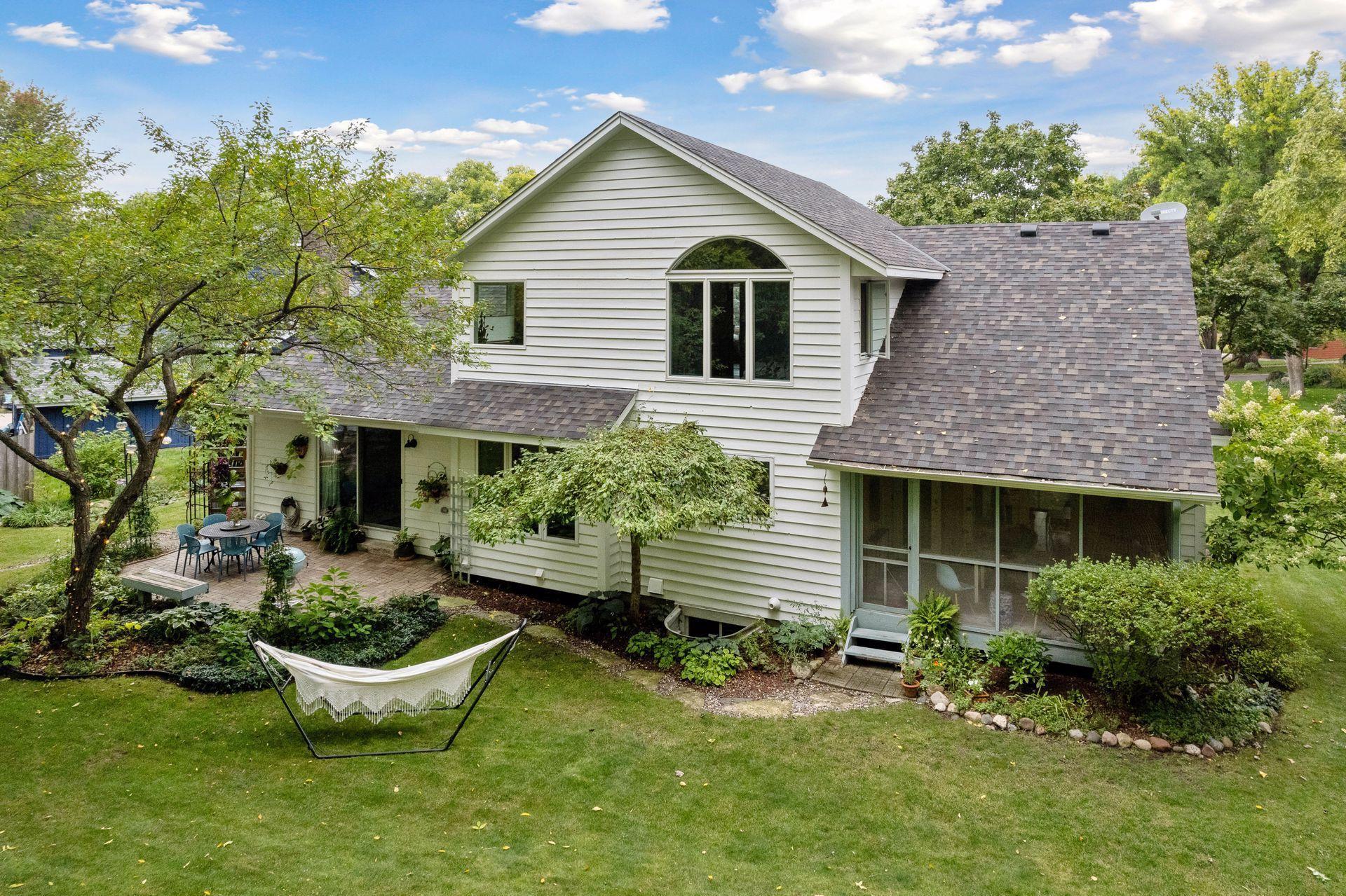 16540 North Manor Road Eden Prairie, MN 55346 - Photo 3 of 83