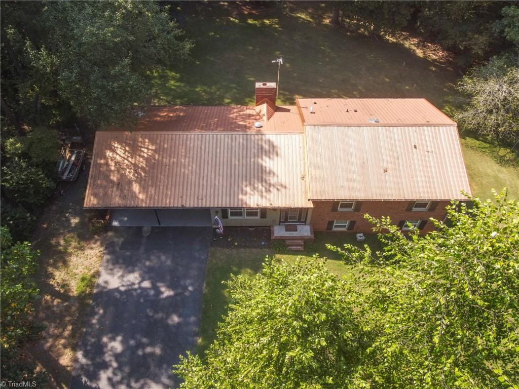176 Chickasaw Road Lexington, NC 27295 - Photo 6 of 45 Gallery Image 6