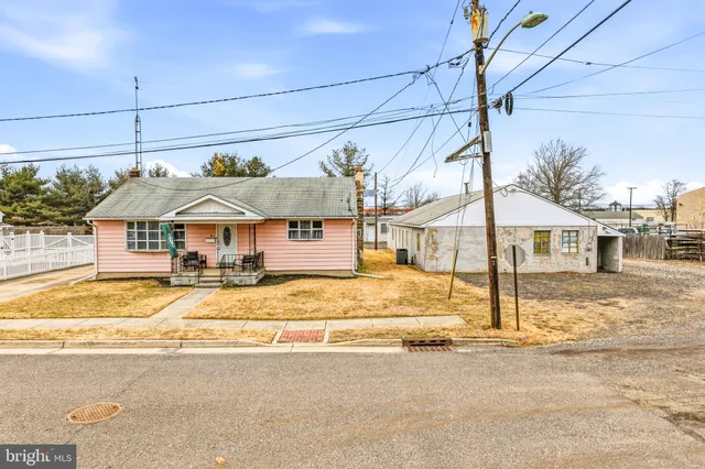 $250,000 | 4 Easlick Avenue, Lumberton, NJ 08048