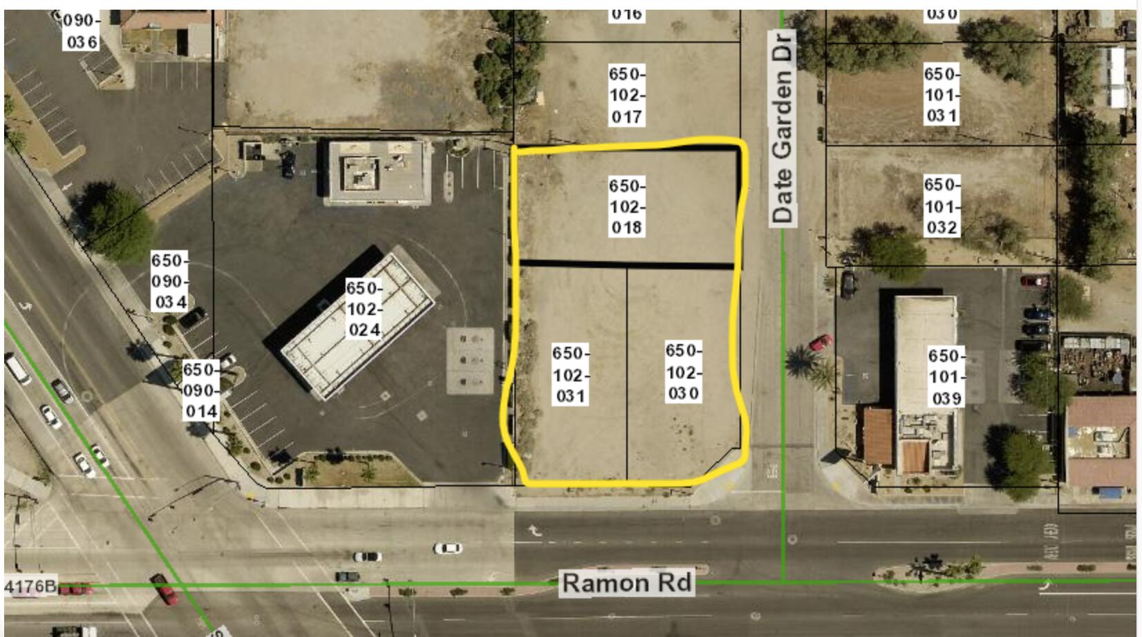 a view of a street with building