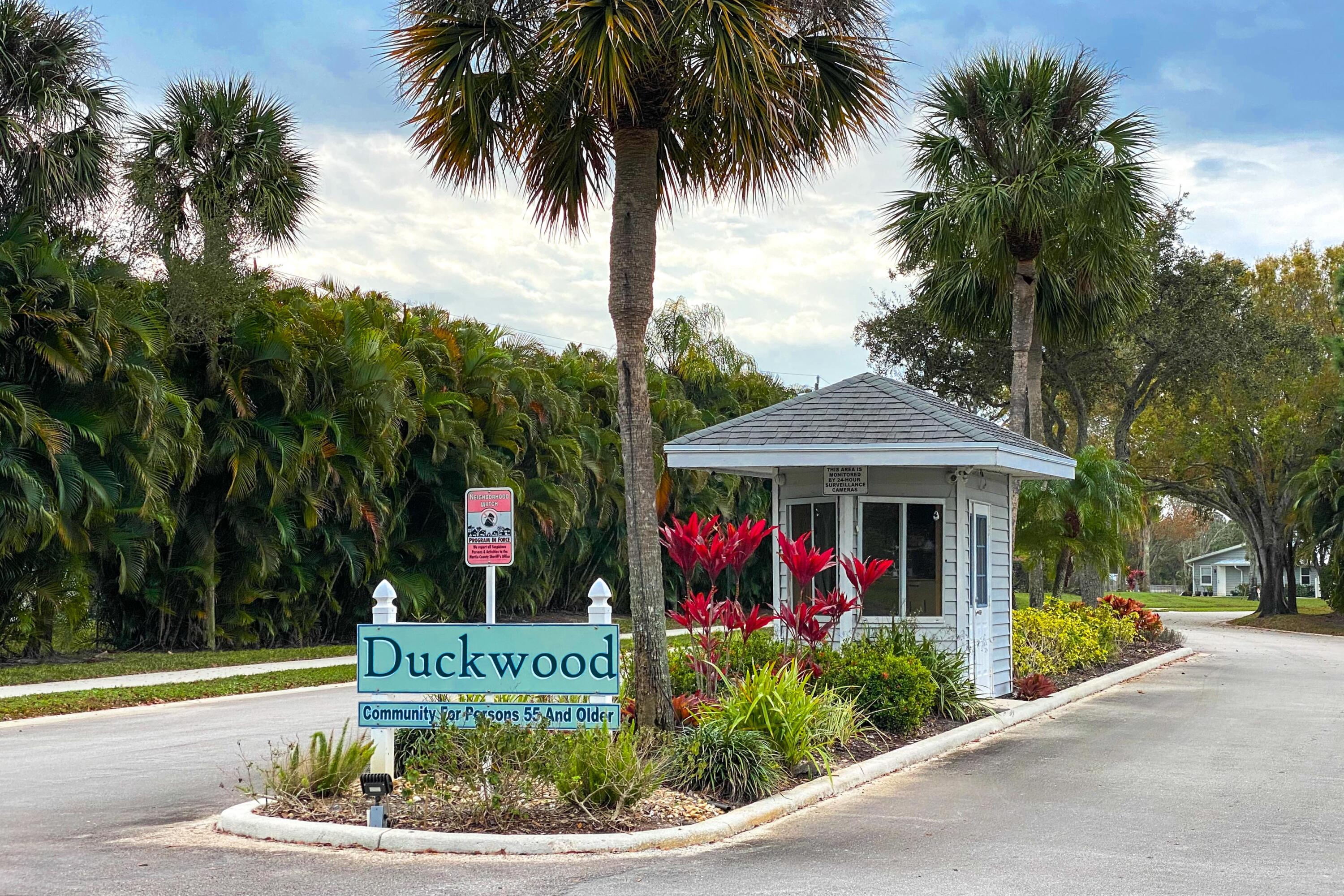 6830 Southeast Lillian Court Stuart, FL 34997 - Photo 2 of 25 duckwood
