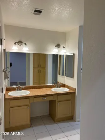 $2,000 | 5608 West Lupine Avenue, Glendale, AZ 85304