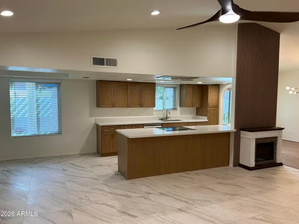 $2,000 | 5608 West Lupine Avenue, Glendale, AZ 85304