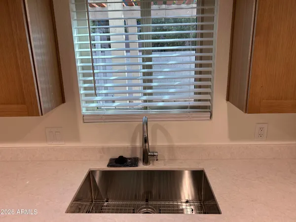 $2,000 | 5608 West Lupine Avenue, Glendale, AZ 85304