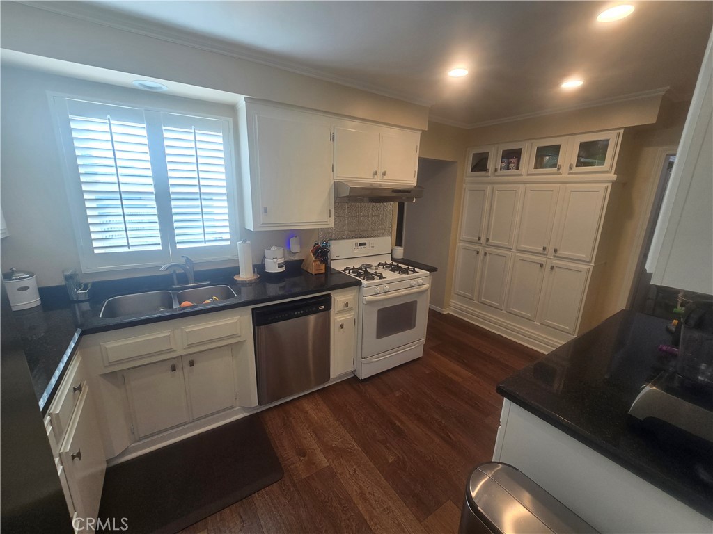 10613 Shellyfield Road Downey, CA 90241 - Photo 8 of 12