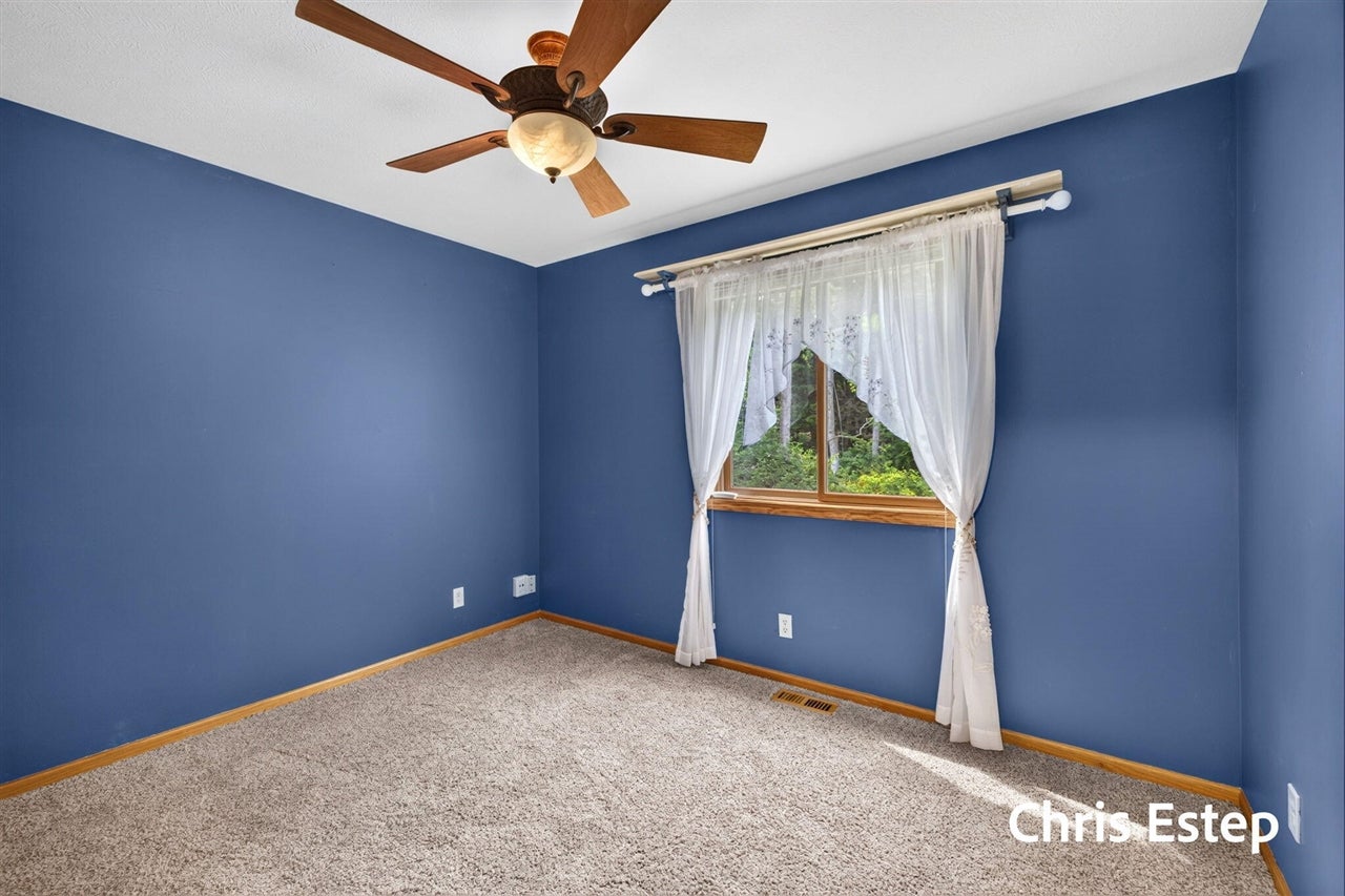 18127 Lovell Road Spring Lake, MI 49456 - Photo 20 of 42 Gallery Image 20