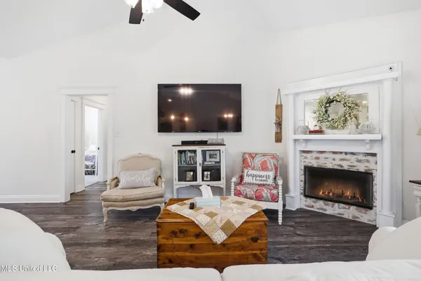 $349,000 | 78 Percy O'Neal Road, McHenry, MS 39561