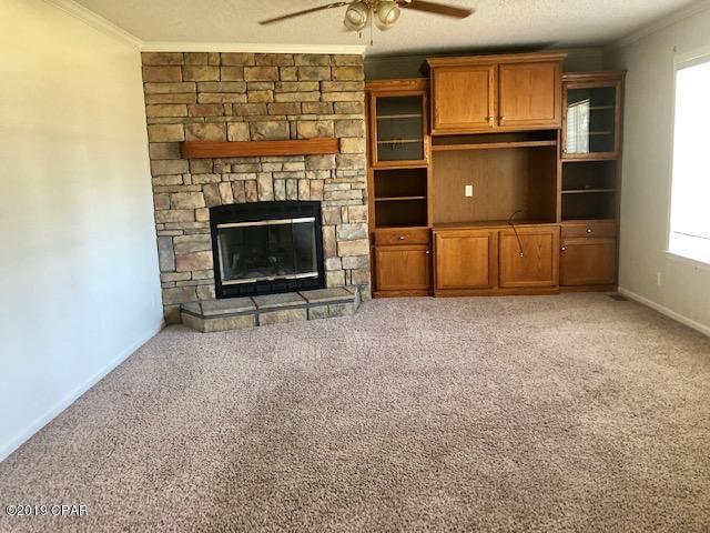 6871 Stephens Street Grand Ridge, FL 32442 - Photo 7 of 40 Gallery Image 7