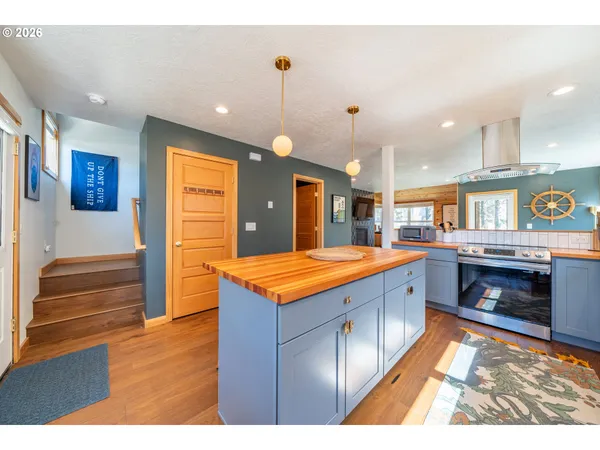 $750,000 | 5855 Barefoot Lane, Pacific City, OR 97135