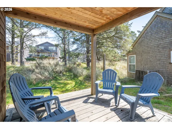$750,000 | 5855 Barefoot Lane, Pacific City, OR 97135