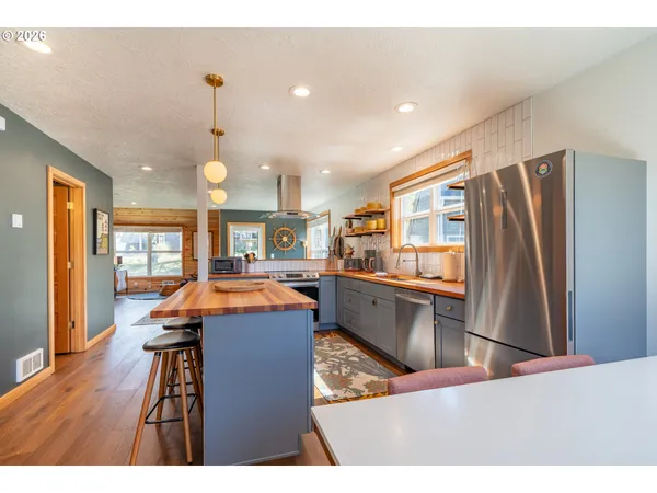 $750,000 | 5855 Barefoot Lane, Pacific City, OR 97135
