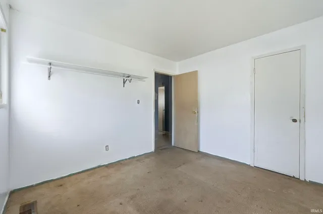 $90,000 | 1842 Kinsmoor Avenue, Fort Wayne, IN 46809