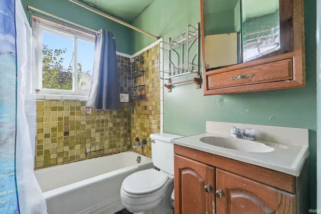 $90,000 | 1842 Kinsmoor Avenue, Fort Wayne, IN 46809