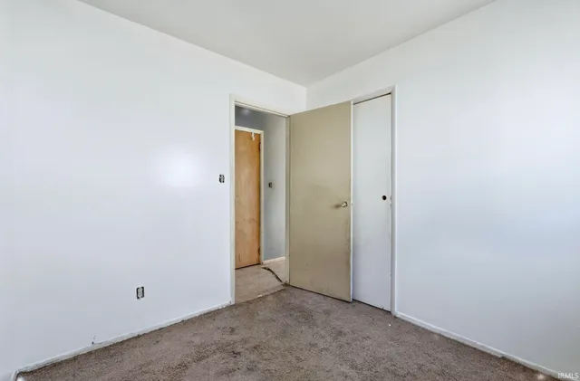 $90,000 | 1842 Kinsmoor Avenue, Fort Wayne, IN 46809