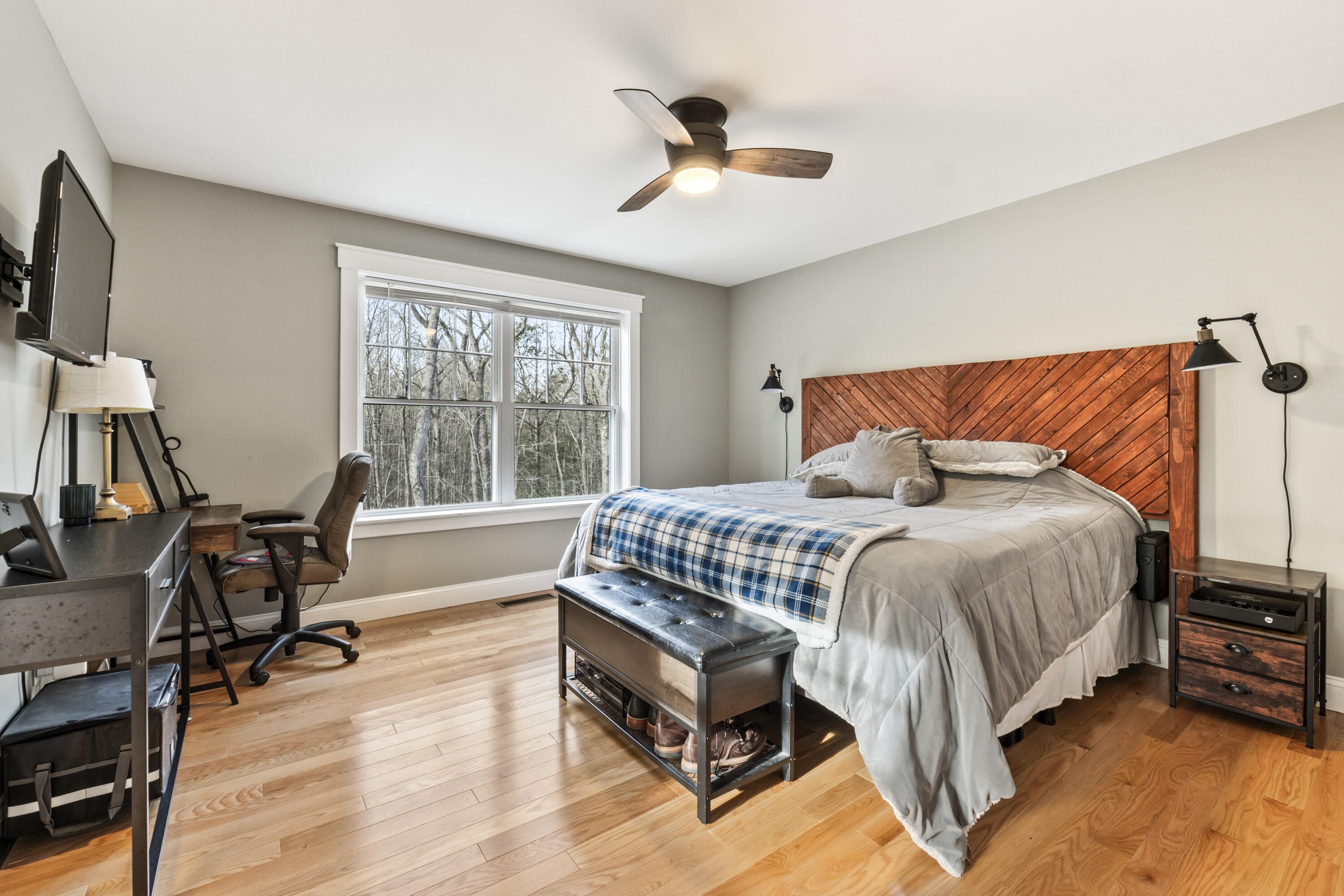 3 Hales Road York, ME 03902 - Photo 17 of 50 Primary Bedroom