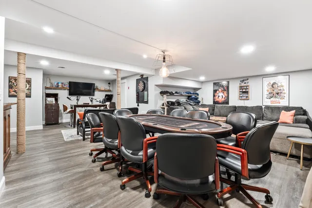 $899,000 | 3 Hales Road, York, ME 03902