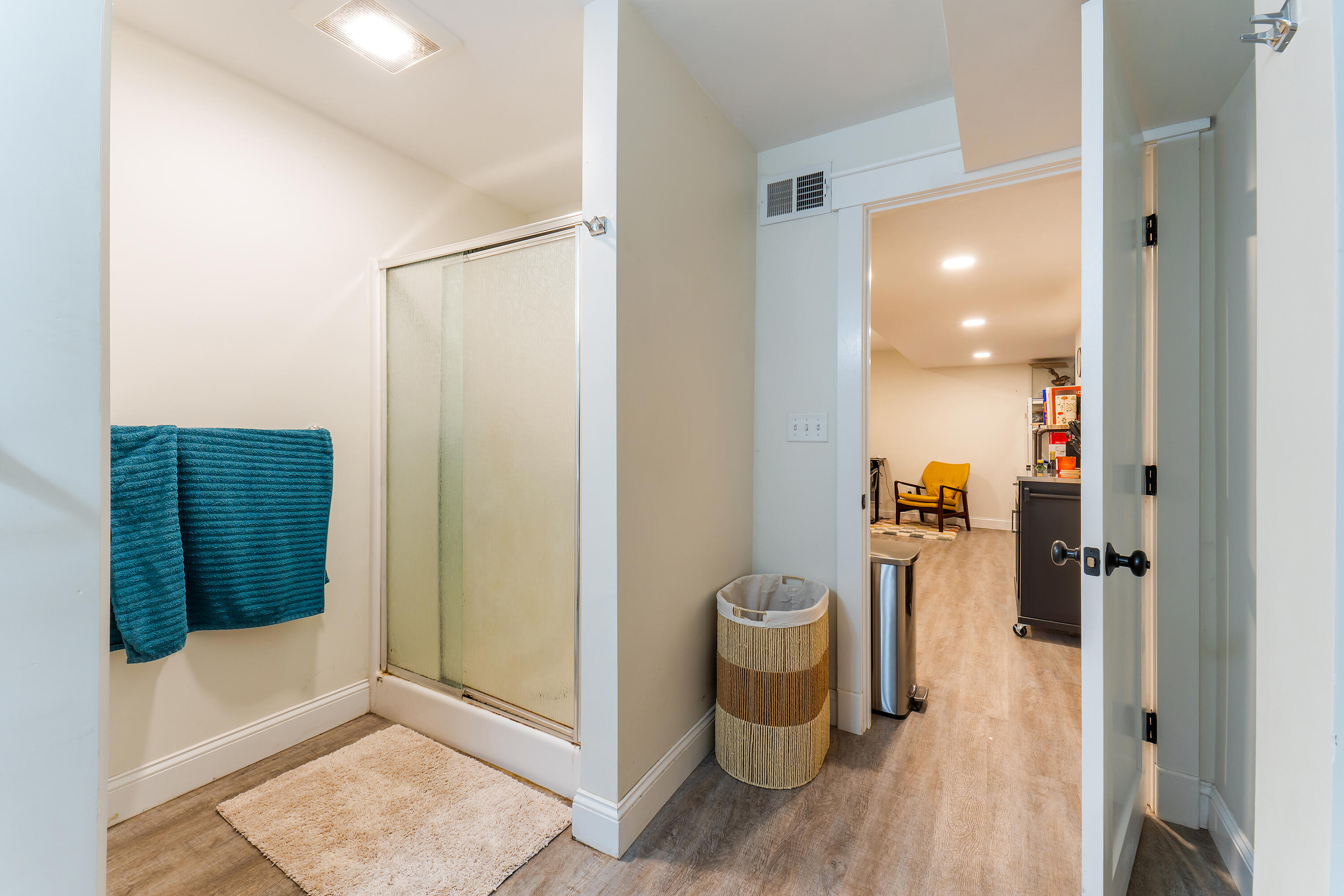 3 Hales Road York, ME 03902 - Photo 32 of 50 Apartment Bathroom