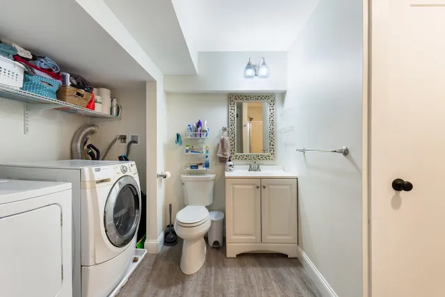 $899,000 | 3 Hales Road, York, ME 03902