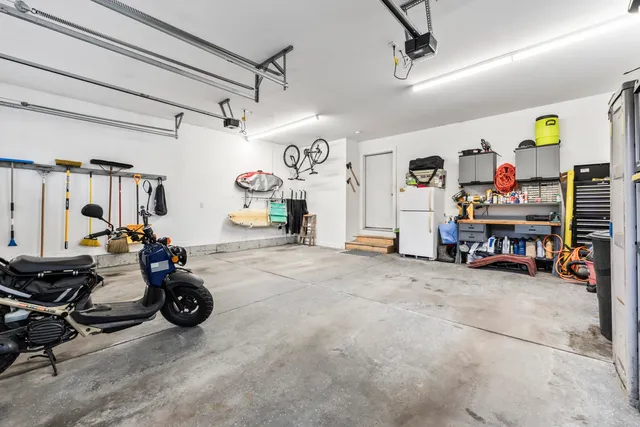 $899,000 | 3 Hales Road, York, ME 03902